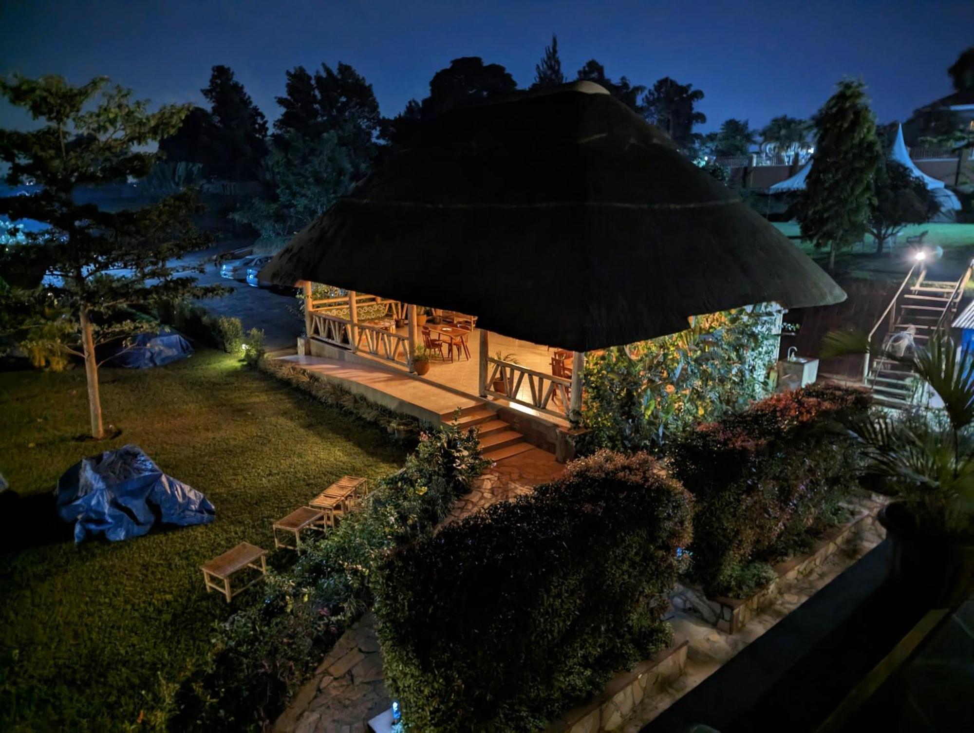 Oslo Gardens Bed & Breakfast Entebbe Exteriér fotografie